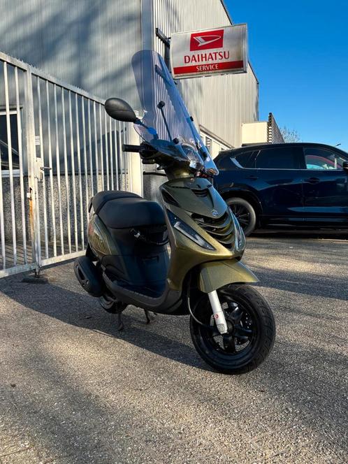 Piaggio Zip 2018 - Paris Green - 4 takt, Fietsen en Brommers, Scooters | Piaggio, Zo goed als nieuw, Zip, Maximaal 25 km/u, Benzine