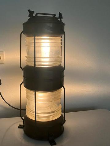 Antiek lamp ,koperen ankerlicht ,omgebouwd tot lamp beschikbaar voor biedingen