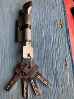 Knopcilinder deurslot oplegslot bijzetslot 30-30- 60 mm, Motoren, Ophalen of Verzenden, Nieuw