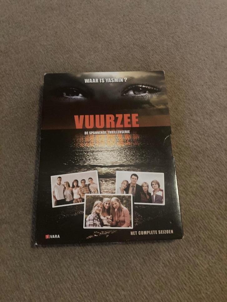 Vuurzee eerste seizoen dvd box, Cd's en Dvd's, Dvd's | Tv en Series, Gebruikt, Thriller, Boxset, Vanaf 12 jaar, Ophalen of Verzenden