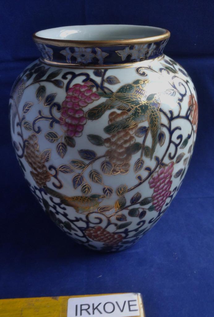 CHINESE VAAS MET VOGELS EN DRUIVEN * Gemerkt *, Antiek en Kunst, Antiek | Vazen, Verzenden