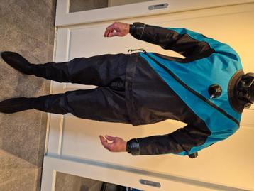 DUI TLS droogpak / Drysuit +/-180cm 10% NIEUWWAARDE! beschikbaar voor biedingen