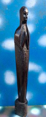 Maagd Maria. Houtsnijwerk.  Afrika. Hardhout. 34 cm., Antiek en Kunst, Kunst | Beelden en Houtsnijwerken, Ophalen