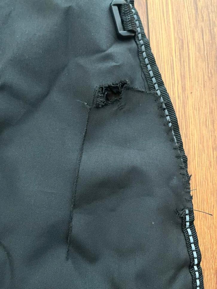 Beenkleed voor Sym Fiddle 2 met schade/scheur!, Fietsen en Brommers, Brommers | Toebehoren, Zo goed als nieuw, Ophalen