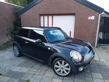 Mini 1.6 Cooper 2008 Zwart beschikbaar voor biedingen