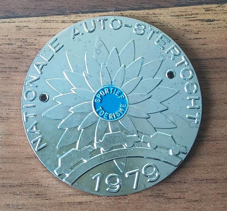 Auto Rally Badge - Nationale Auto-Stertocht 1979, Verzamelen, Automerken, Motoren en Formule 1, Zo goed als nieuw, Auto's, Ophalen of Verzenden