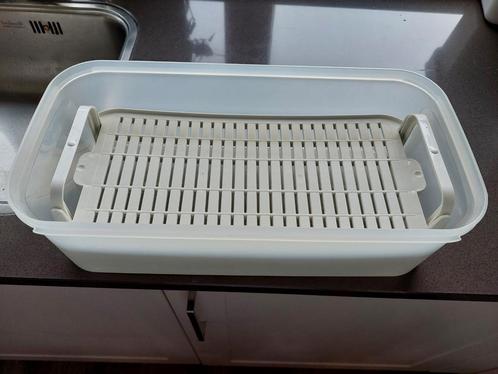 Tupperware Bewaardoos met Deksel, Huis en Inrichting, Keuken | Tupperware, Gebruikt, Bak of Kom, Wit, Rood, Ophalen of Verzenden