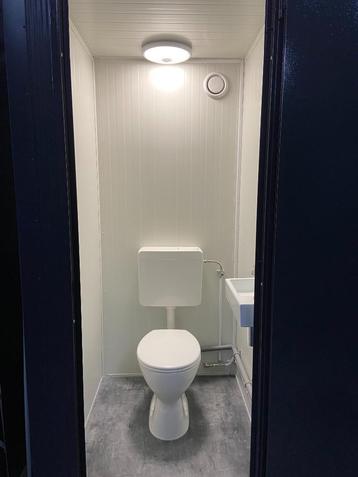 Enkele toilet unit staand met fontein | Mobiele toilet unit