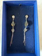 Swarovski oorbellen, Ophalen of Verzenden, Zo goed als nieuw, Overige materialen, Hangers