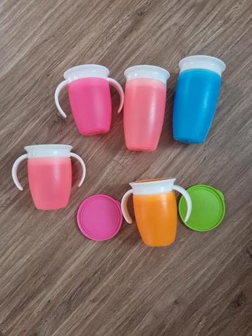 Munchkin Drinkbekers   beschikbaar voor biedingen