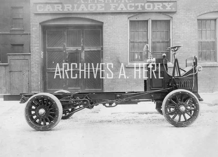 Universal truck 1910 new model introduction factory foto, Verzamelen, Automerken, Motoren en Formule 1, Nieuw, Auto's, Verzenden