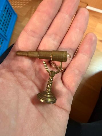 Miniatuur Telescoop Ornament beschikbaar voor biedingen