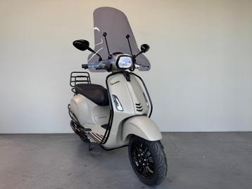 Vespa Sprint, BWJ 06-2018, 4 takt, Desert Storm, Custom beschikbaar voor biedingen