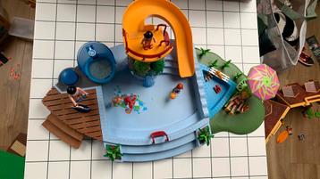 Playmobil zwembad met accessoires beschikbaar voor biedingen