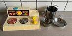 Vintage fisher price kookplaat keuken met pannen, Kinderen en Baby's, Speelgoed | Fisher-Price, Ophalen of Verzenden, Zo goed als nieuw