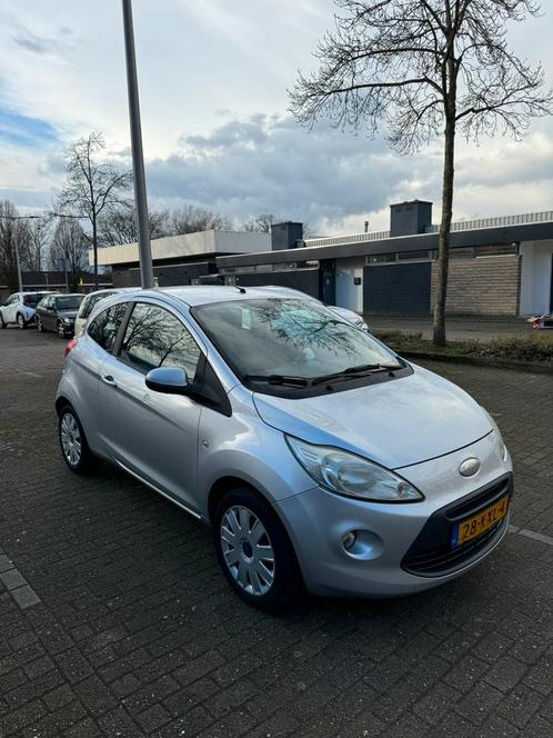 Ford Ka 1.2 51KW 2010 Titanium APK tot 02/26., Auto's, Ford, Particulier, ABS, Airbags, Airconditioning, Boordcomputer, Centrale vergrendeling