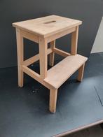 Houten keukentrapje, Ophalen, Zo goed als nieuw, Hout