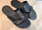 ZARA heren slippers zwart mt. 45, Slippers, Zwart, Ophalen of Verzenden, Zo goed als nieuw