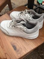 Adidas schoenen mt 36,5, Ophalen of Verzenden, Gebruikt, Schoenen