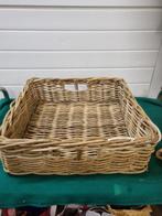 mand groot dik riet vintage vierkant, Huis en Inrichting, Woonaccessoires | Schalen en Manden, Ophalen of Verzenden