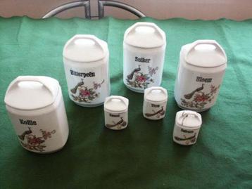 Kruidenpotjes beschikbaar voor biedingen