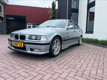 BMW M3 - Sedan - 3.2 - Grijs - 188.000km - Showroomstaat beschikbaar voor biedingen