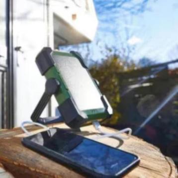 NIEUW Powerbank met lamp, groen, 166x126x35mm, EUR 10,99 beschikbaar voor biedingen