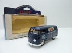 Volkswagen T1 bus  '' Hamleys toy store ''  Lledo, Hobby en Vrije tijd, Modelauto's | 1:43, Ophalen of Verzenden, Zo goed als nieuw