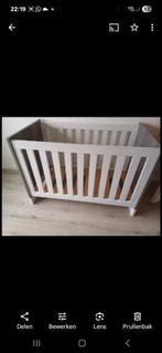 Baby bed en commode, Kinderen en Baby's, Kinderkamer | Complete kinderkamers, Ophalen, Zo goed als nieuw, Jongetje of Meisje
