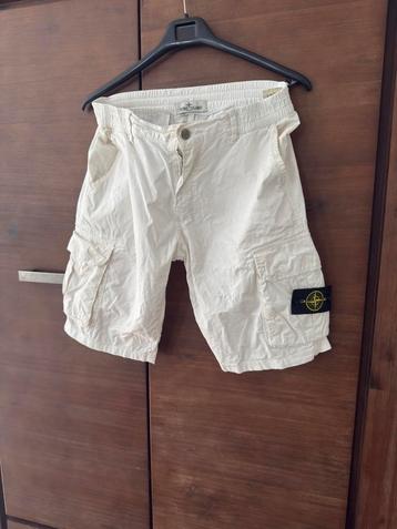 Stone Island Korte Broek Wit W30 beschikbaar voor biedingen