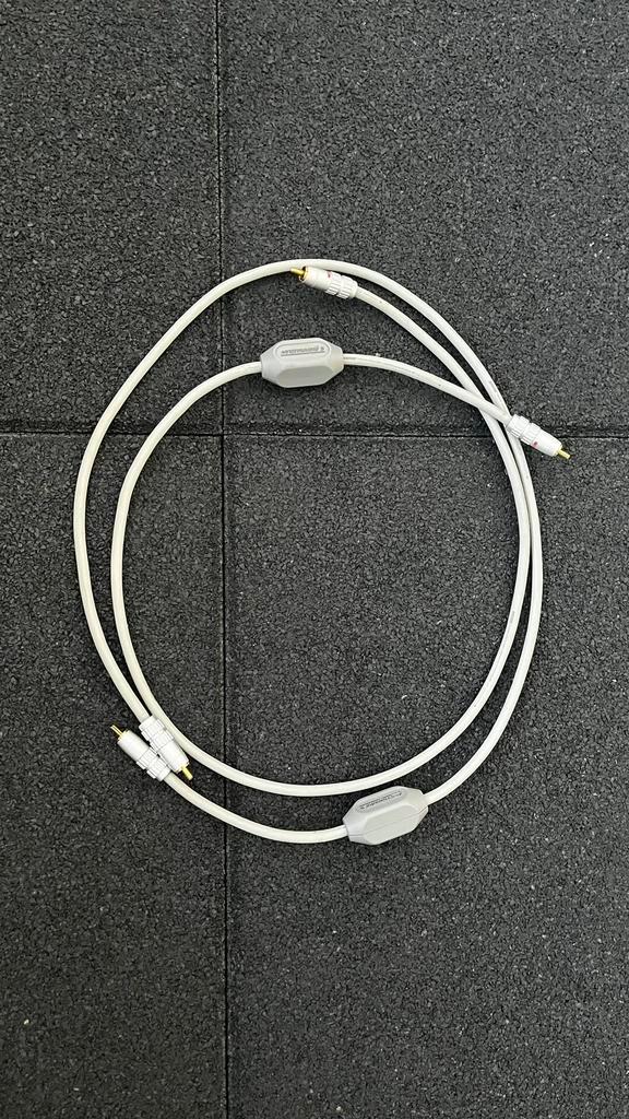 MIT Terminator 5 RCA interlink – 1 meter, Audio, Tv en Foto, Audiokabels en Televisiekabels, Zo goed als nieuw, Interlink-kabel