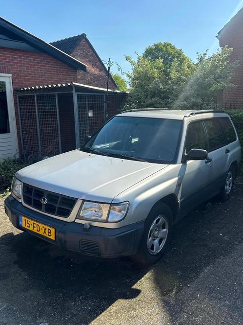 Subaru Forester 2.0 92KW nwe APK 2000 Grijs 190.233 KM, Auto's, Subaru, Particulier, Forester, 4x4, Airconditioning, Centrale vergrendeling