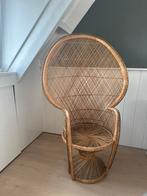 Rotan Pauwenstoel, Huis en Inrichting, Stoelen, Ophalen, Riet of Rotan, Zo goed als nieuw, Eén