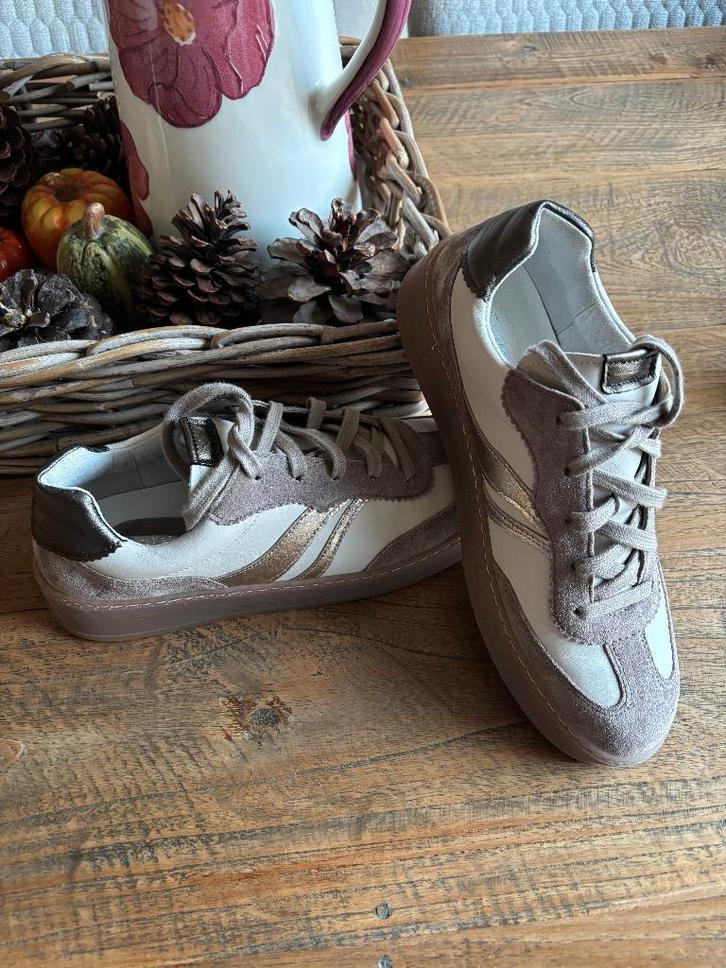 Gabor Comfort Optifit lage sneakers 42,5, Kleding | Dames, Schoenen, Nieuw, Sneakers of Gympen, Wit, Ophalen of Verzenden