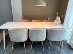 Witte Eettafel Ruijch (Retro Nordic), Huis en Inrichting, Tafels | Eettafels, Ophalen, Zo goed als nieuw, Vijf personen of meer