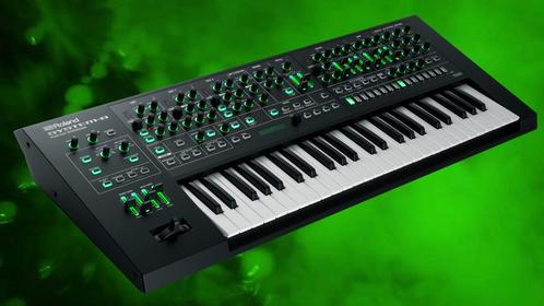 Roland System - 8, Muziek en Instrumenten, Synthesizers, Zo goed als nieuw, 61 toetsen, Roland, Met midi-aansluiting, Ophalen