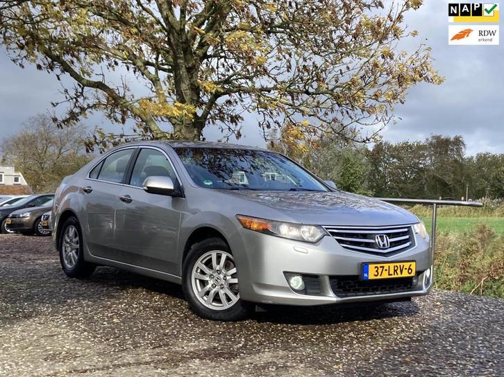 Honda Accord 2.0i | Automaat | Clima + Cruise nu €8.975,-!, Auto's, Honda, Bedrijf, Te koop, Accord, ABS, Achteruitrijcamera, Airbags