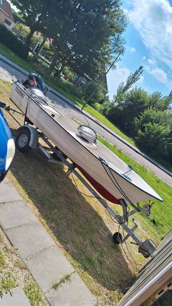 Visboot met 9.9 pk motor, Watersport en Boten, Bootonderdelen, Gebruikt, Overige typen, Motorboot, Ophalen of Verzenden