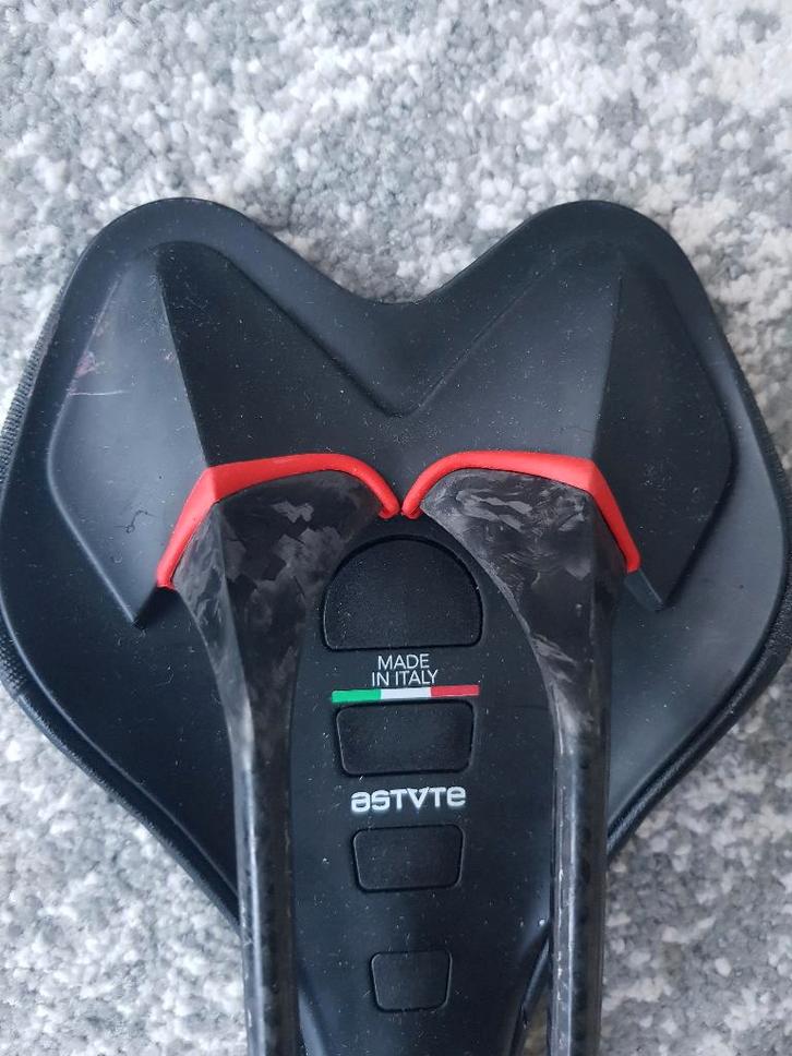 Racefietszadel Astvte Skylite SR Carbonio, Sport en Fitness, Wielrennen, Zo goed als nieuw, Overige typen, Ophalen of Verzenden