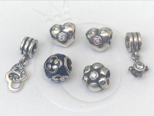 Pandora bedels o.a. met zirconia €12 per stuk, Sieraden, Tassen en Uiterlijk, Bedels, Zo goed als nieuw, Pandora, Zilver, Ophalen