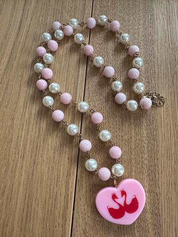 Metamorphose lolita Roze ketting met nep parels en hart beschikbaar voor biedingen