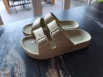 Moses slipper 26/27, Ophalen, Zo goed als nieuw