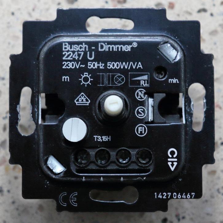 Dimmer Busch-Jaeger, Doe-het-zelf en Verbouw, Elektra en Kabels, Zo goed als nieuw, Overige typen, Ophalen of Verzenden