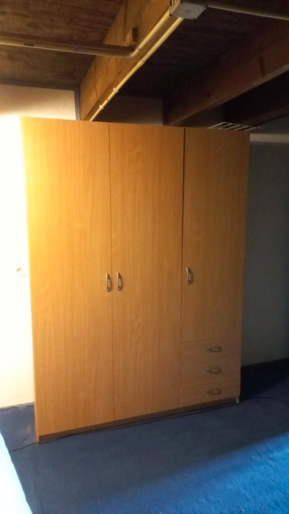 Ruime kledingkast met lades en deuren, Huis en Inrichting, Kasten | Kledingkasten, Gebruikt, 200 cm of meer, 150 tot 200 cm, 50 tot 75 cm
