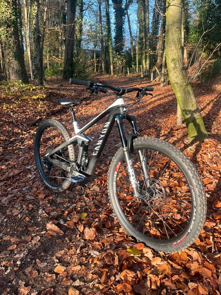 Canyon Strive, carbon enduro/trail mtb. Mountainbike fully, Fietsen en Brommers, Fietsen | Mountainbikes en ATB, Zo goed als nieuw