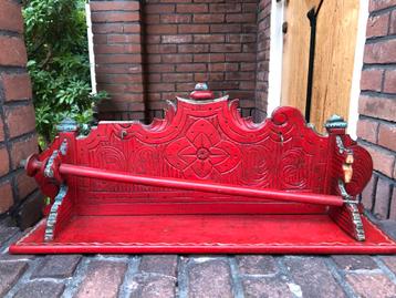 Indonesisch Houten Plankje/Kastelement - Handwerk beschikbaar voor biedingen