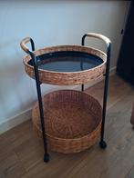 Serveertafel / theetafel /bijzettafel Lubban IKEA rotan/riet, Ophalen, Zo goed als nieuw