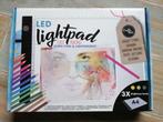 Led lightpad easy trasing A4 Crafts&Co 10 euro, Ophalen, Zo goed als nieuw