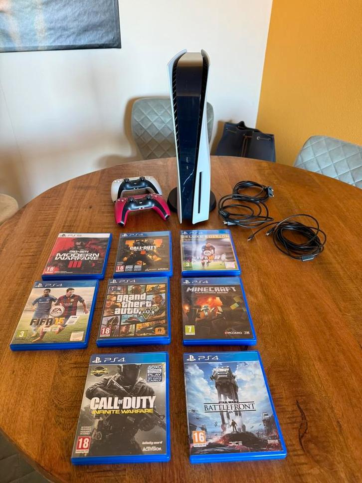 PlayStation 5 + 2 controllers + 8 games (PS4 & PS5), Spelcomputers en Games, Spelcomputers | Sony PlayStation 5, Zo goed als nieuw
