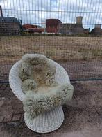 Rieten zonnestoel  tuinstoel, relaxstoel, rieten kruk., Ophalen, Gebruikt, Rotan